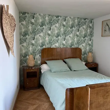 La Glycine Villa *