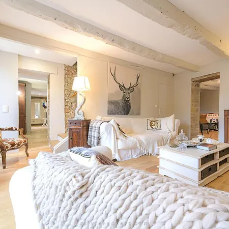 La Glycine Villa Tonnac