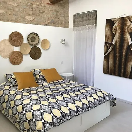La Glycine Villa Tonnac