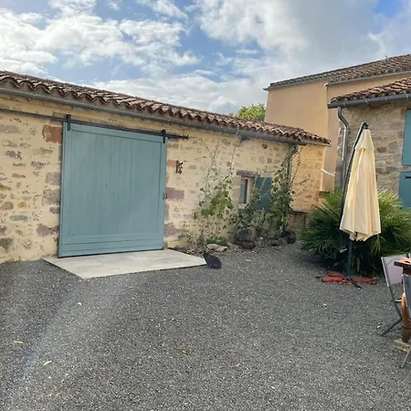 La Glycine Villa *